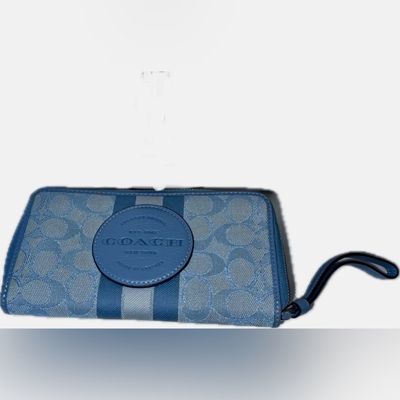 Coach Dempsey, large phone wallet in signature Jack striped patch blue C9073NWOT - Picture 4 of 7